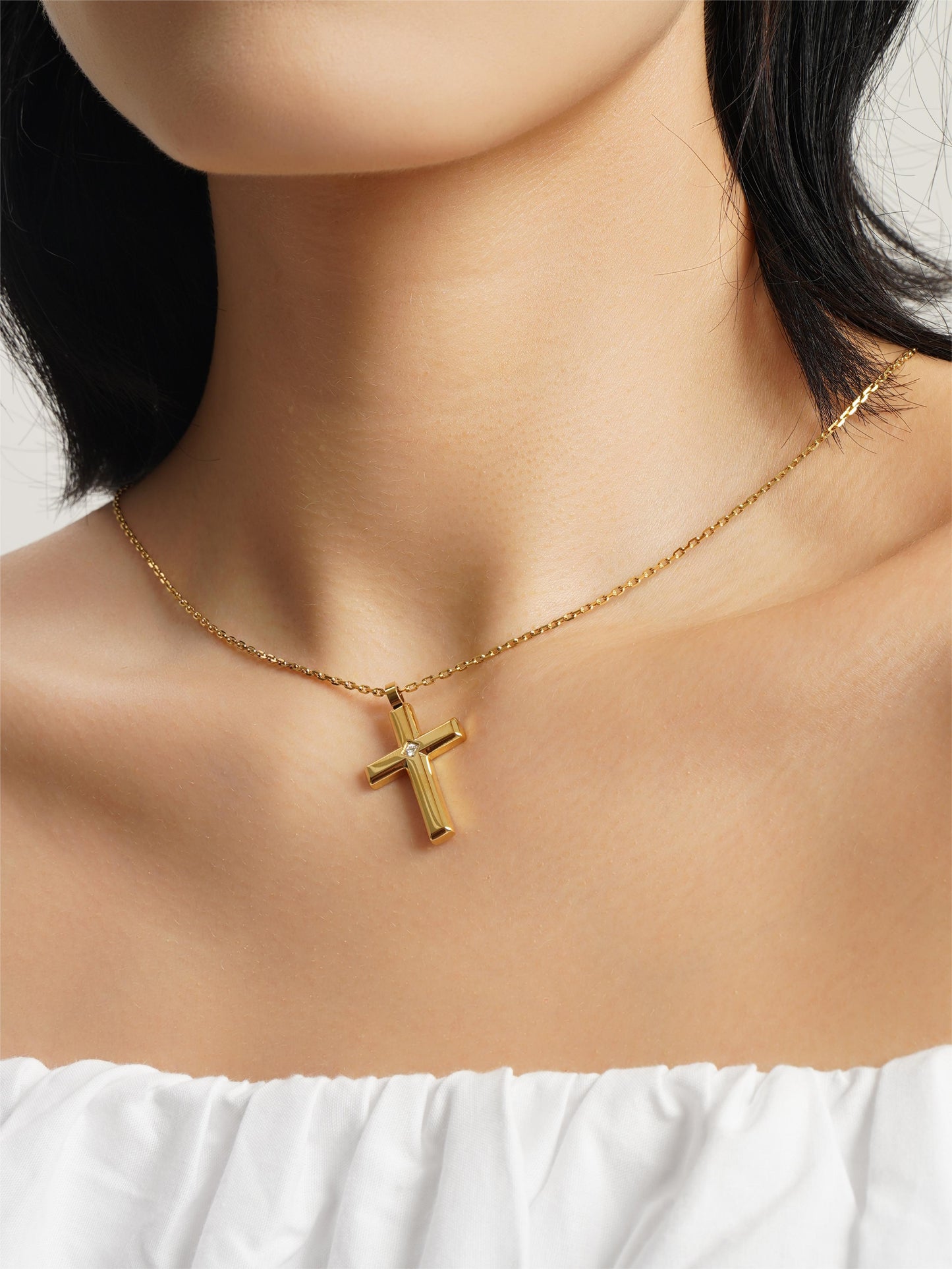 ZY-104 Cross Moissanite Necklace